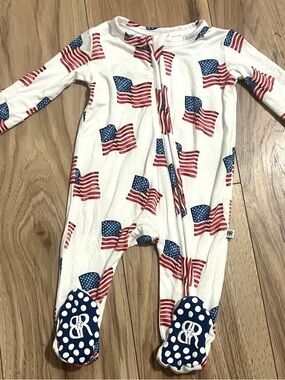 American flag sleeper
